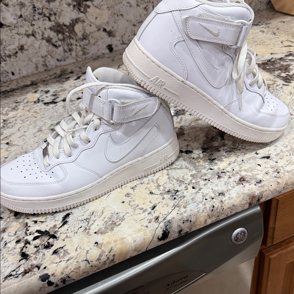 Mens Nike Air Force 1 - Picture 4 of 9
